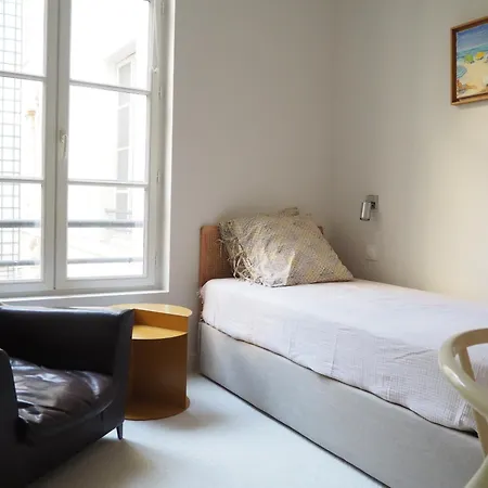 Appartement Beautiful Bright Near Champs Elysées