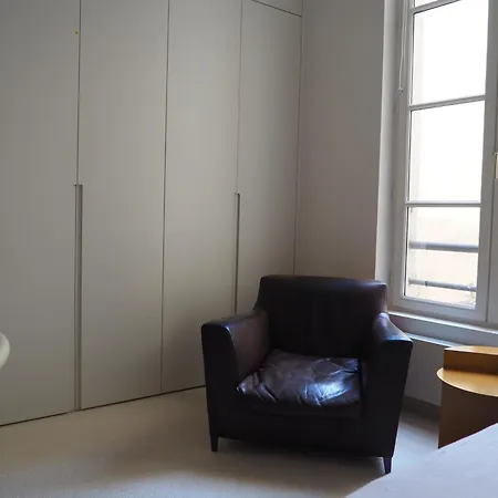 Beautiful Bright Near Champs Elysées Appartement Paris
